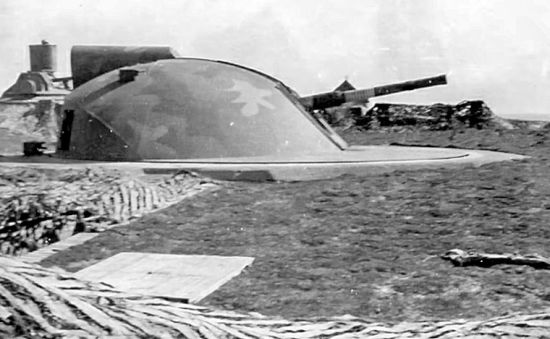 10,5 Anti Aircraft Guns