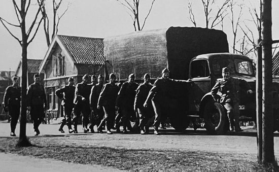 Easy life before Aril 5, 1945