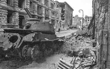 Battle of Berlin: The Fall of Nazi Germany