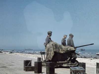 The crew of a light anti-tank gun